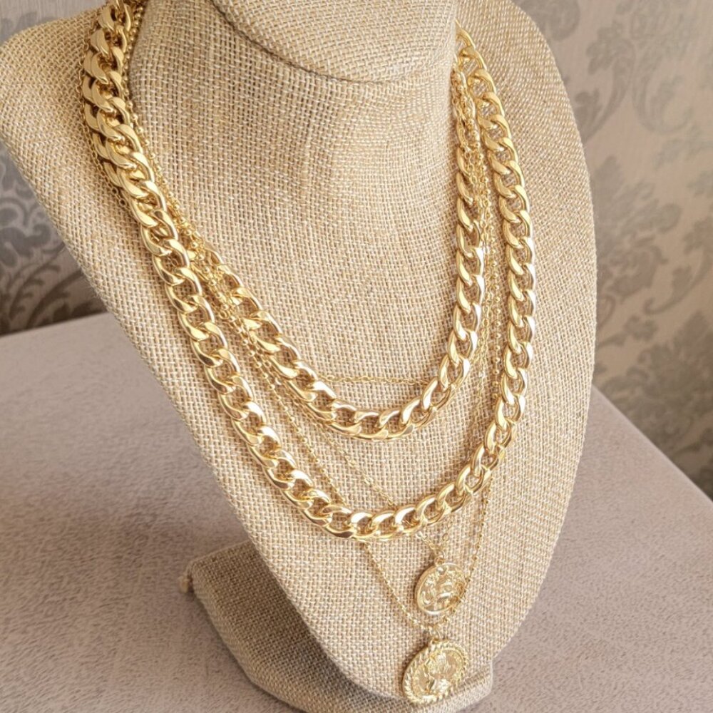 Gold Plated Layer Necklace - Picture 3 of 5
